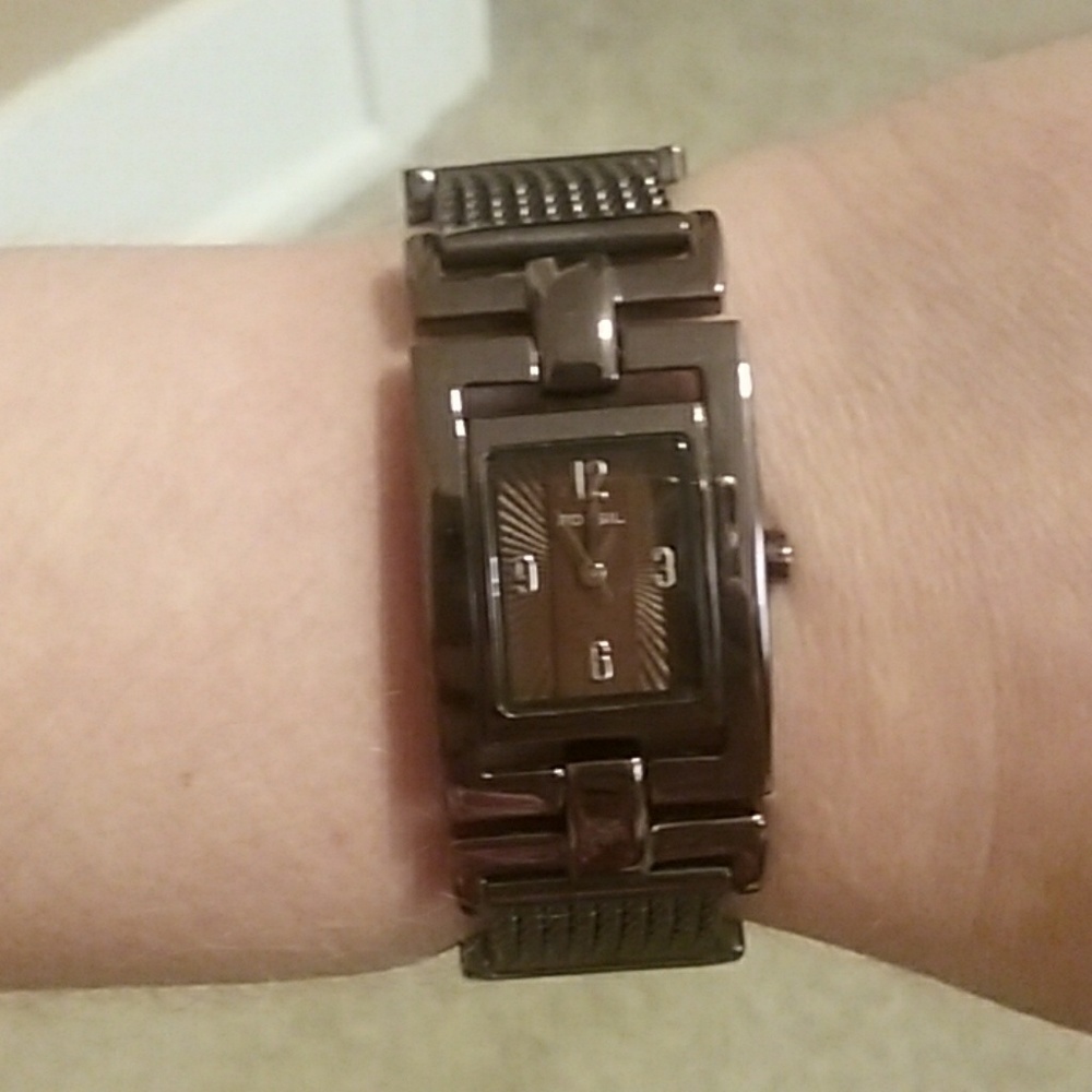 FOSSIL WOMENS WATCH